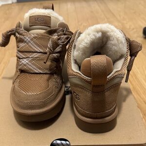 UGG Tan Sneakers with Plush Lining
